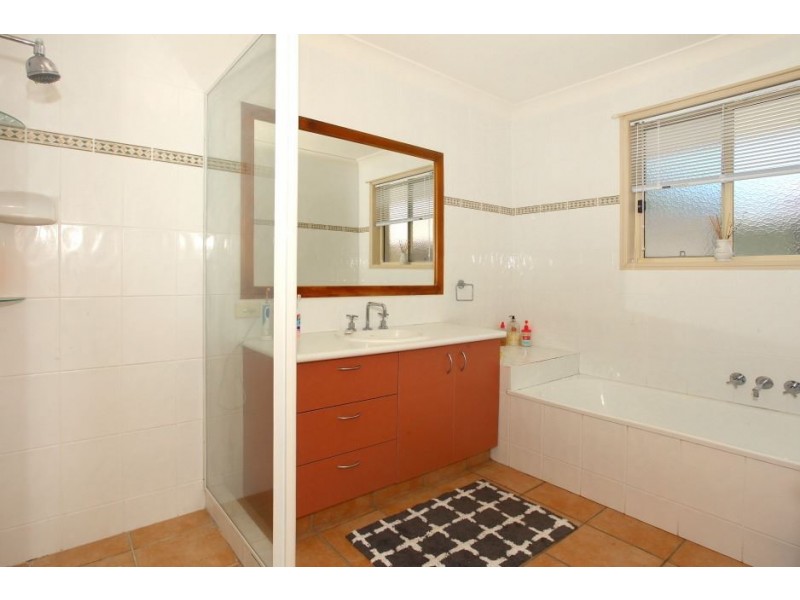 9 Miners Court, Mudgeeraba QLD 4213