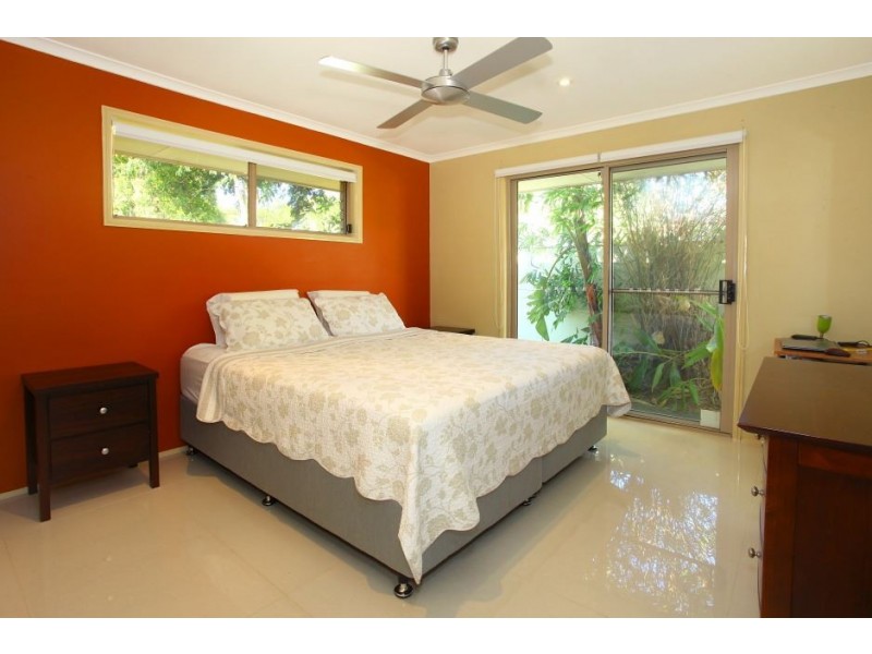 36 Roundelay Drive, Varsity Lakes QLD 4227