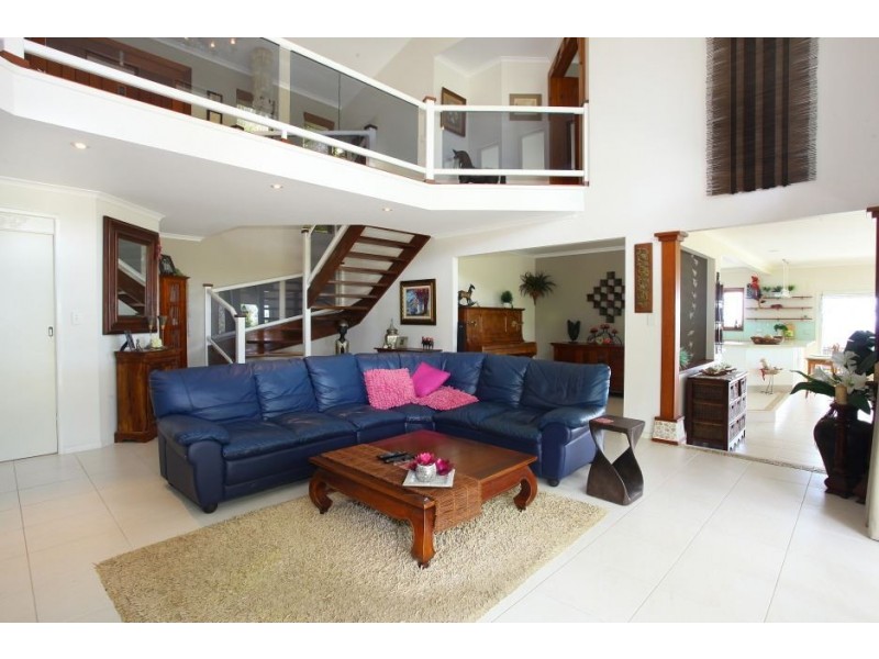91 Wallaby Drive, Mudgeeraba QLD 4213