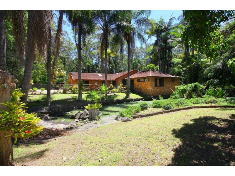 8 Idolou Court, Mudgeeraba QLD 4213