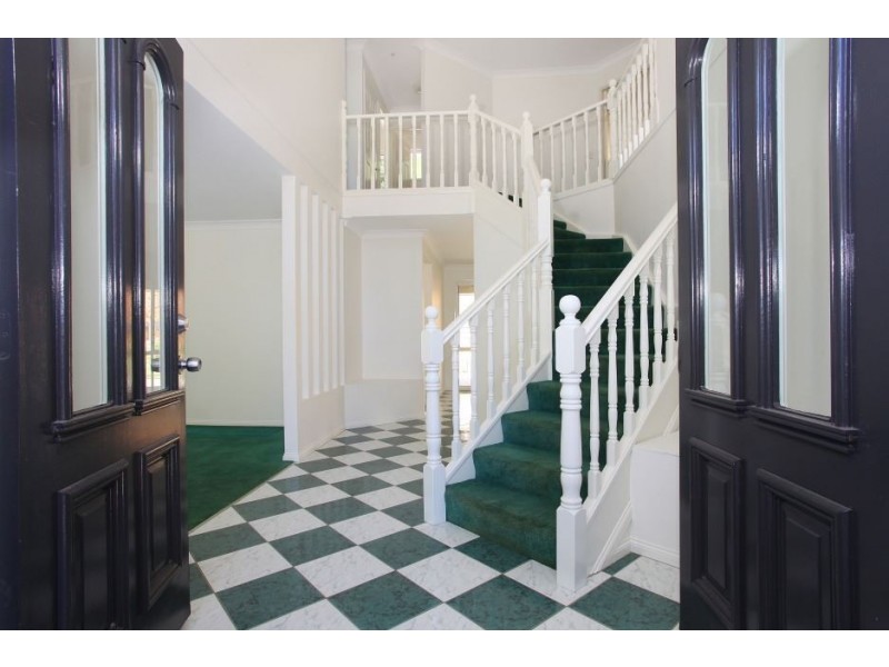 27 Austinville Road, Mudgeeraba QLD 4213