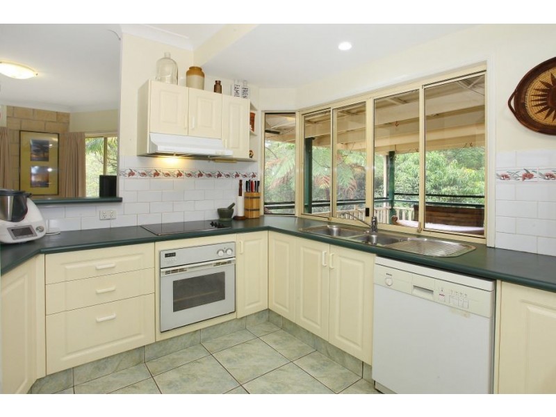 56 Aylesham Drive, Bonogin QLD 4213