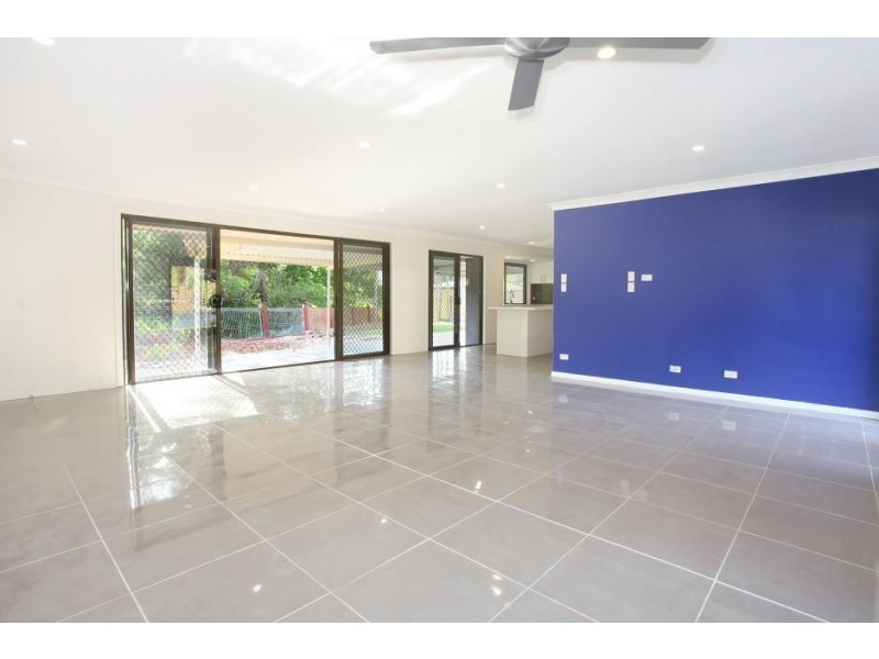 14 Hinterland Drive, Mudgeeraba QLD 4213