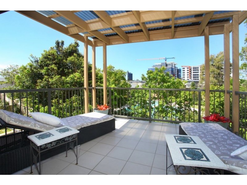 270 Easthill Drive, Robina QLD 4226