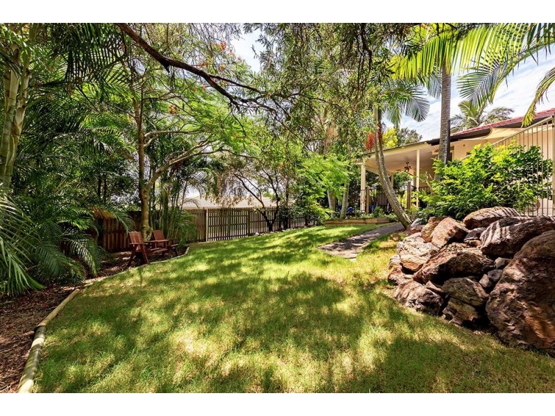 15 Woolmere Street, Carrara QLD 4211
