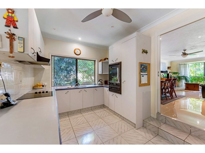 15 Woolmere Street, Carrara QLD 4211