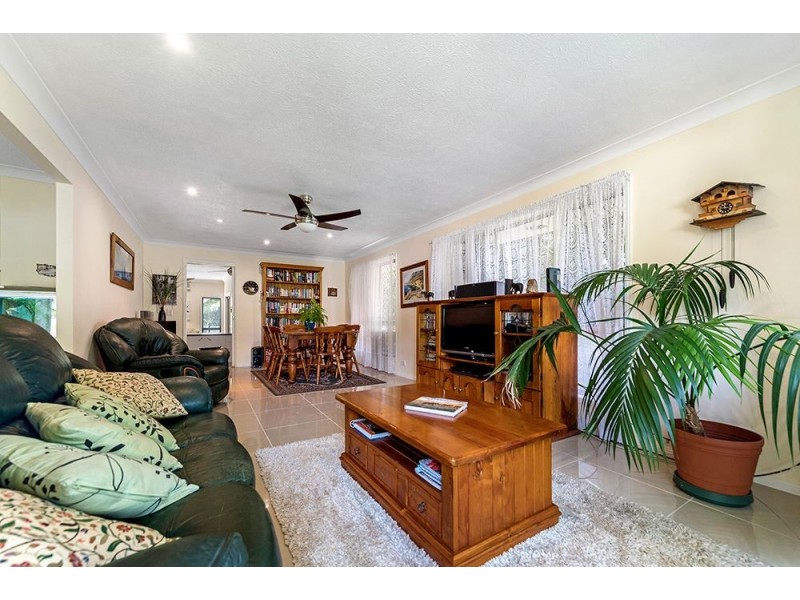15 Woolmere Street, Carrara QLD 4211