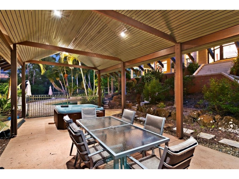 86 Aylesham Drive, Bonogin QLD 4213