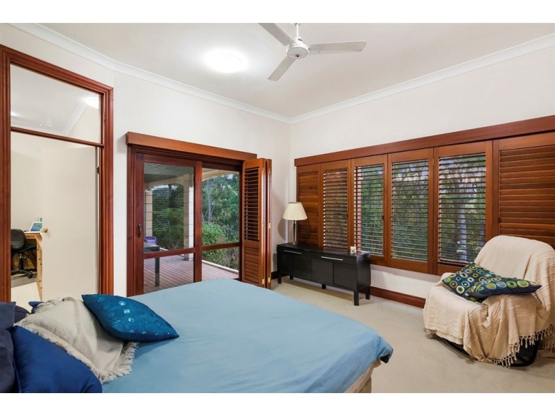 86 Aylesham Drive, Bonogin QLD 4213