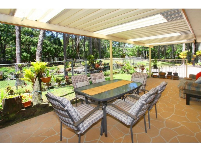 8 Idolou Court, Mudgeeraba QLD 4213