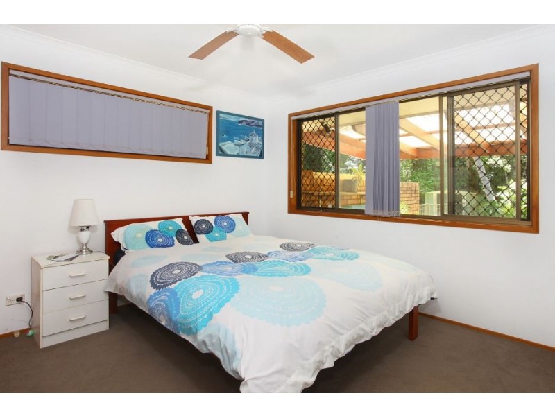 8 Idolou Court, Mudgeeraba QLD 4213