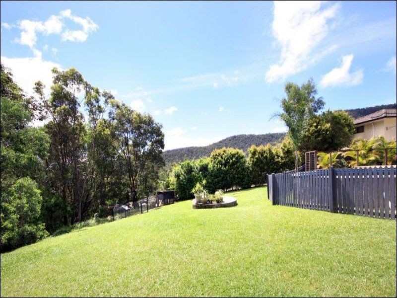 9 Quince Place, Bonogin QLD 4213
