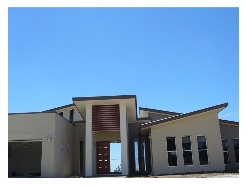 27 Southern Skies Avenue, Reedy Creek QLD 4227
