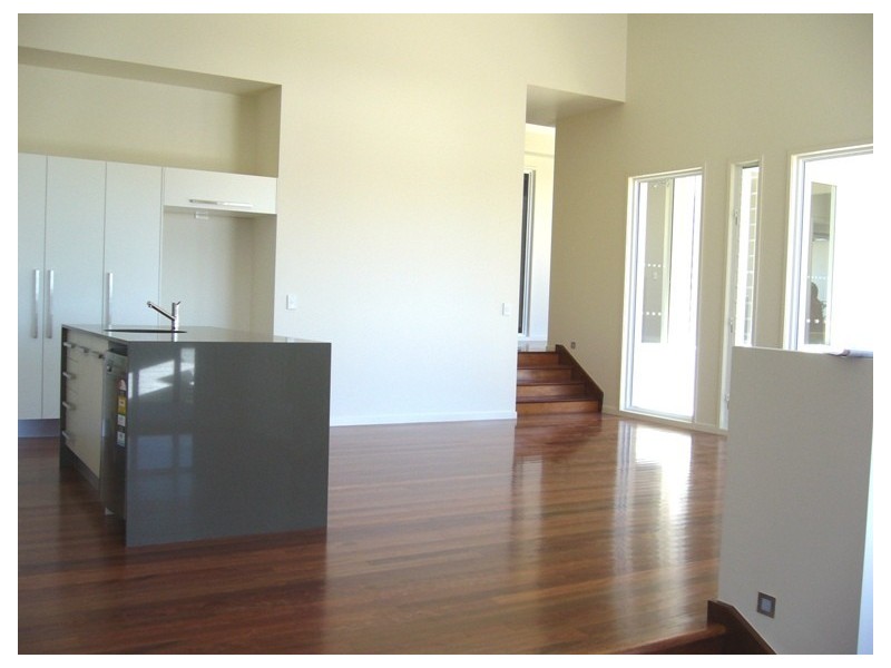 27 Southern Skies Avenue, Reedy Creek QLD 4227