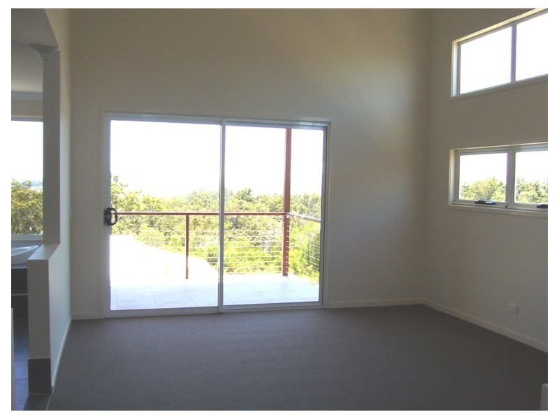 27 Southern Skies Avenue, Reedy Creek QLD 4227