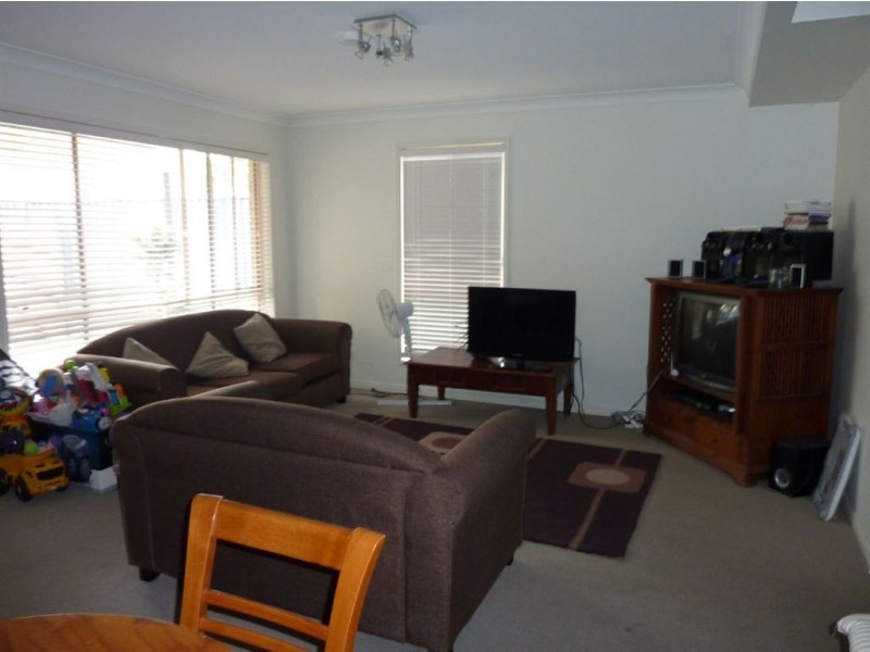 4/11 Railway Street, Mudgeeraba QLD 4213