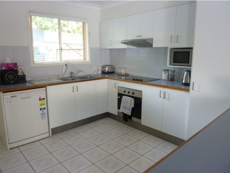 4/11 Railway Street, Mudgeeraba QLD 4213