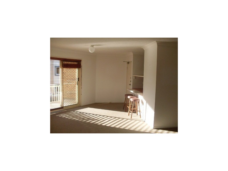 7/10 Brisbane Road, Labrador QLD 4215