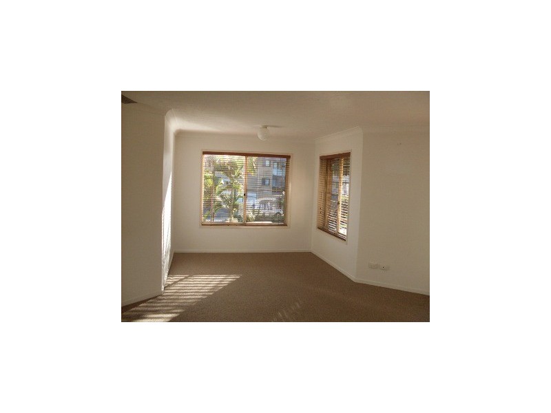 7/10 Brisbane Road, Labrador QLD 4215