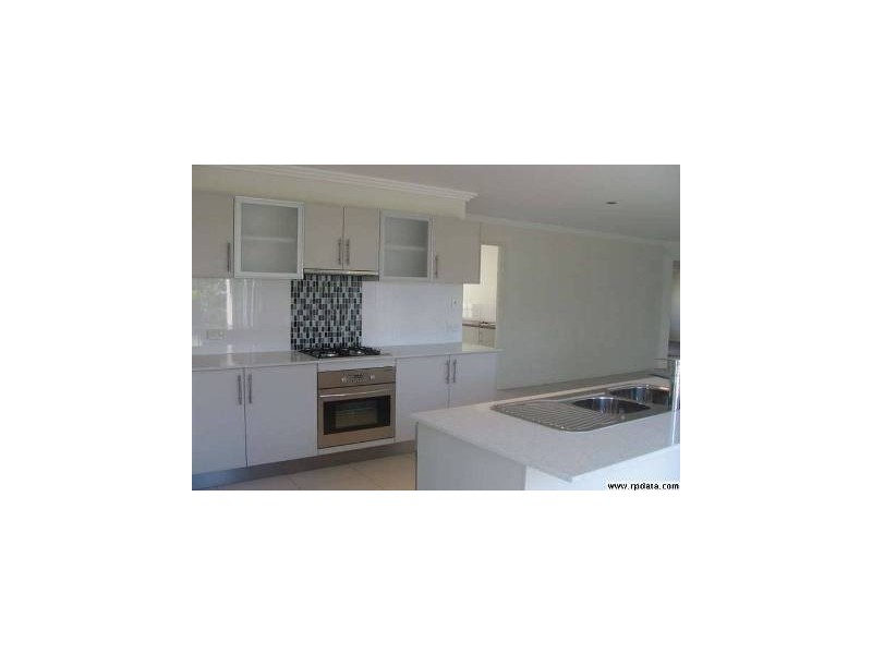 70 Southaven Drive, Helensvale QLD 4212