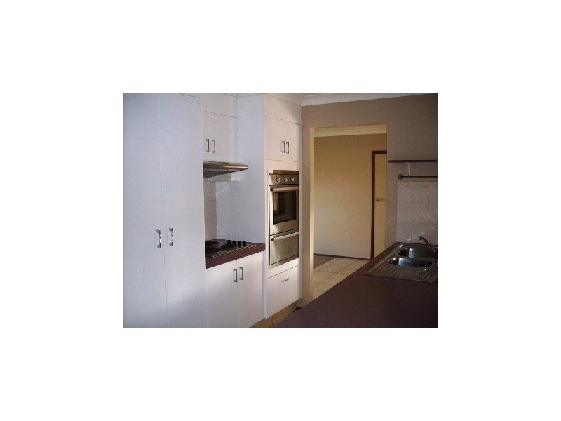 48 Open Drive, Arundel QLD 4214