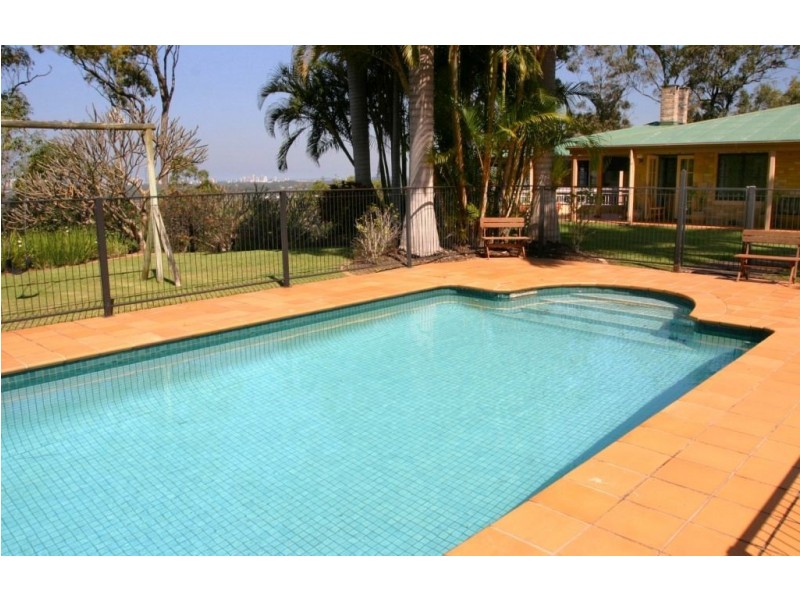 26B Uplands Drive, Parkwood QLD 4214