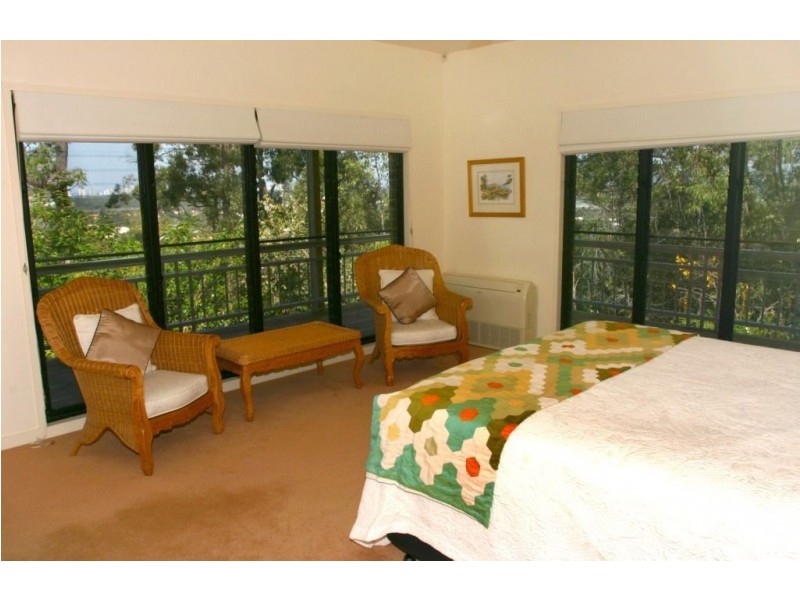 26B Uplands Drive, Parkwood QLD 4214