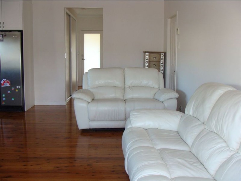 22 Skiff Street, Southport QLD 4215