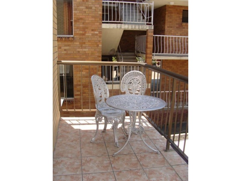 3/27 White Street, Southport QLD 4215