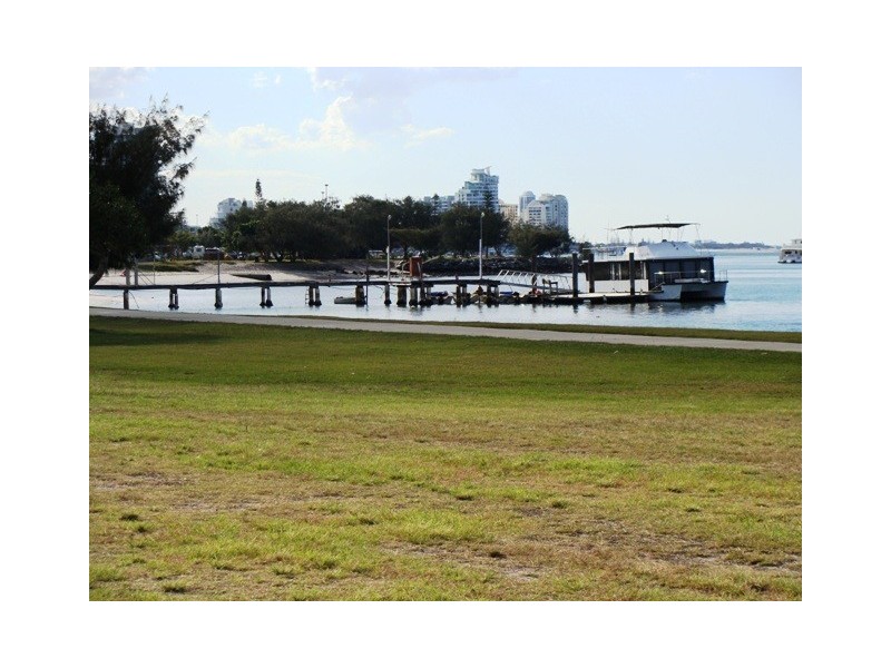 95 Marine Parade, Southport QLD 4215