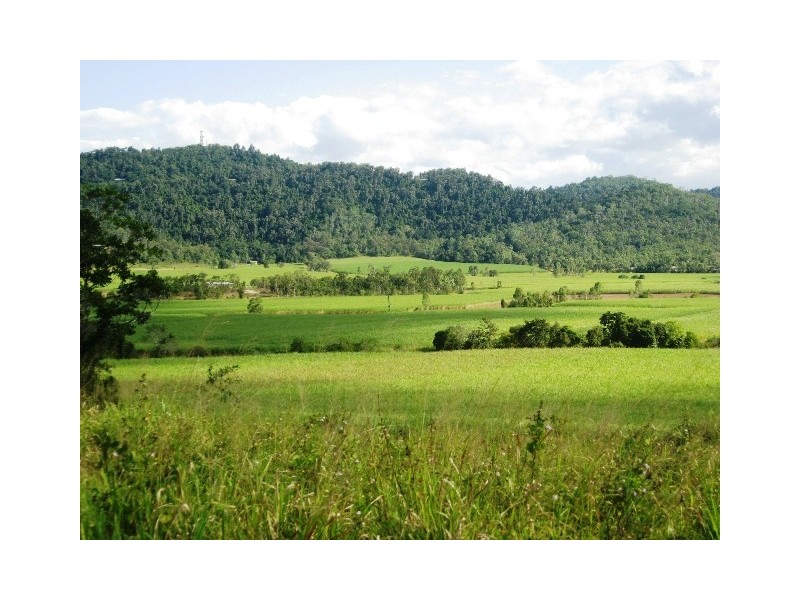 1  RP708170 Bates, Strathdickie QLD 4800