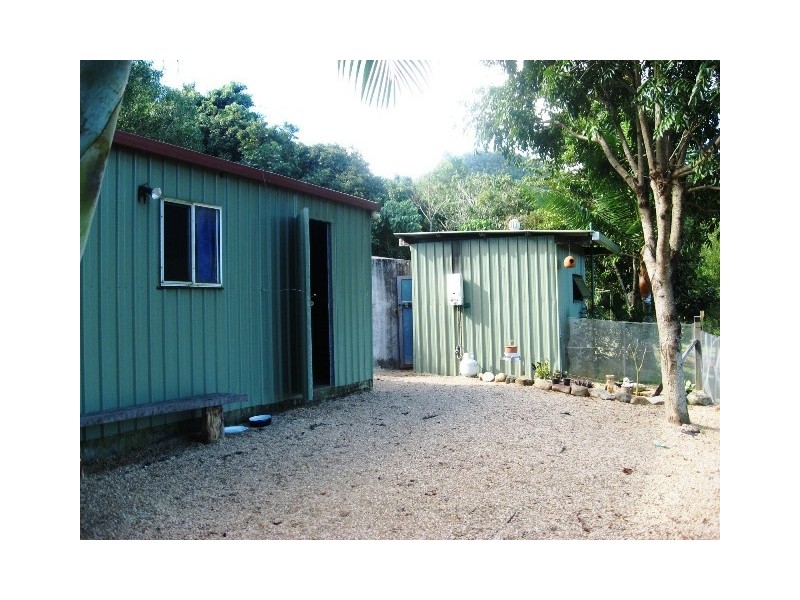 1  RP708170 Bates, Strathdickie QLD 4800