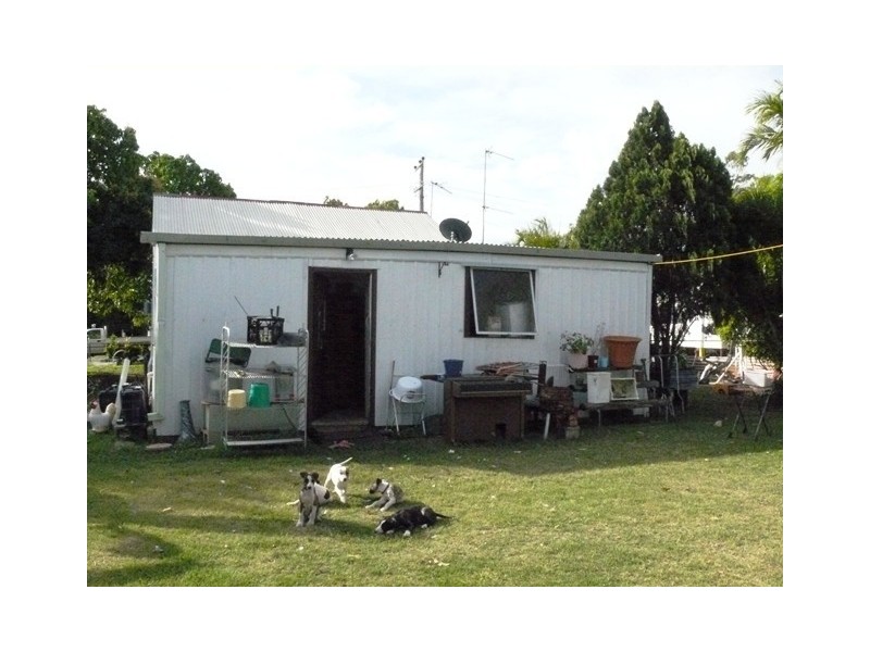 31 Fifth, Scottville QLD 4804