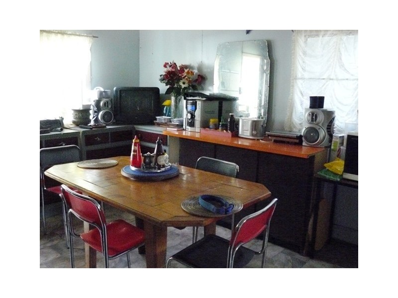 31 Fifth, Scottville QLD 4804