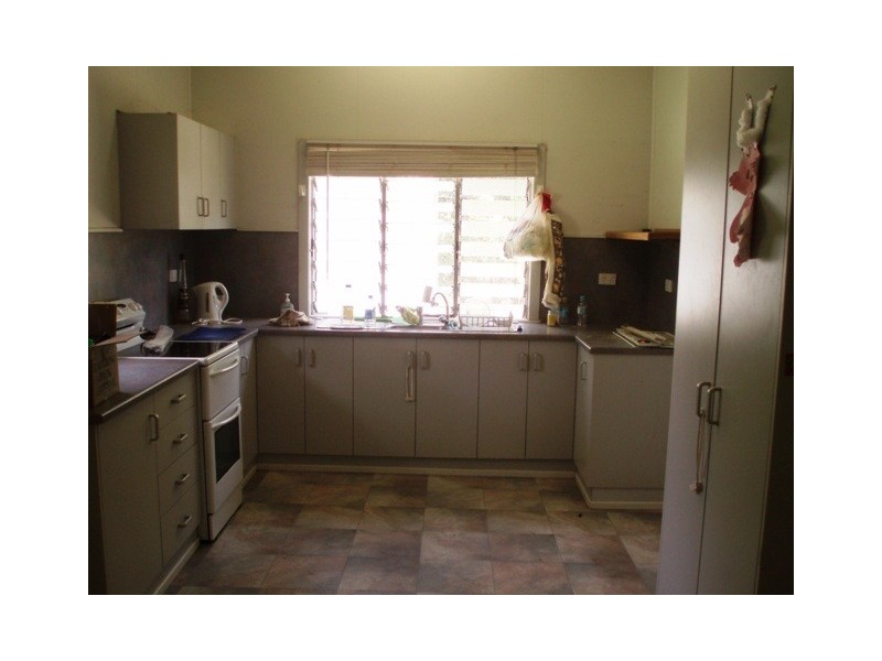 15 Paskins Road, Yalboroo QLD 4741