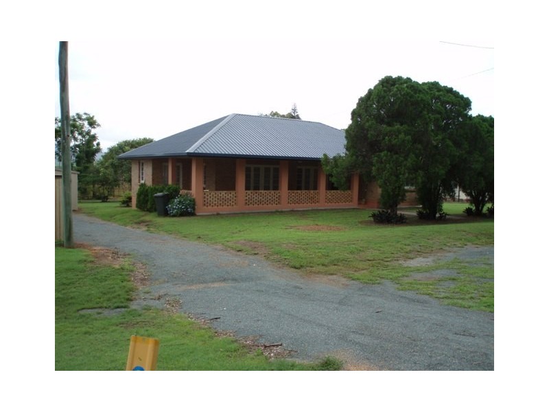 00 ushers, Mount Julian QLD 4800