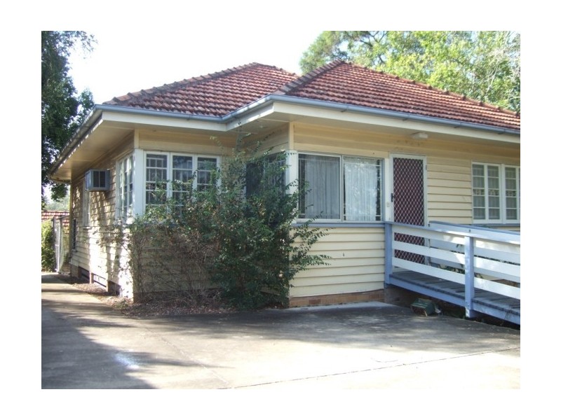 11 Stanley Terrace, Taringa QLD 4068