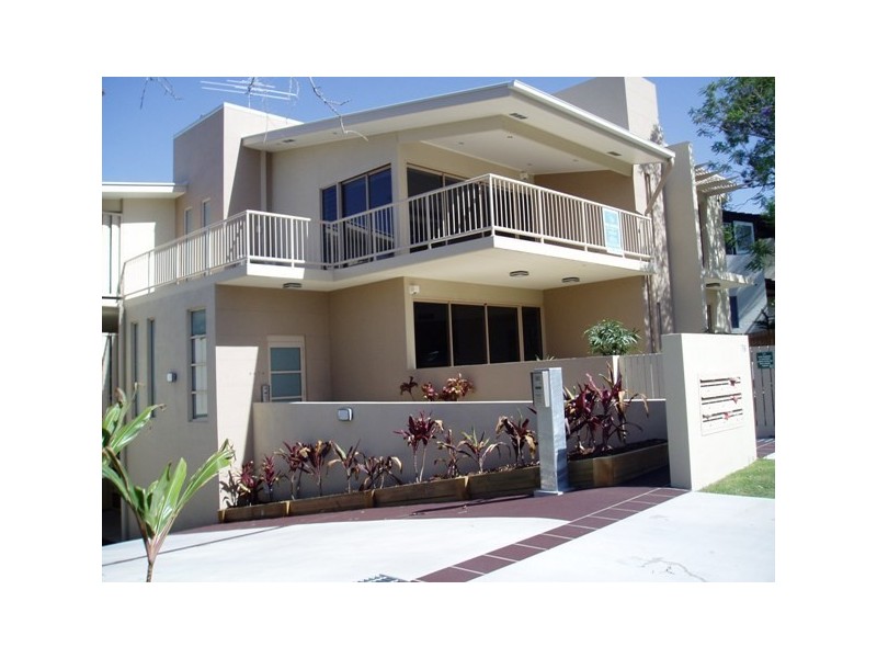 1-8/76 Durham Street, St Lucia QLD 4067
