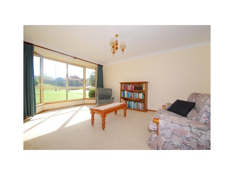 24 Crestwood Pl, Moggill QLD 4070