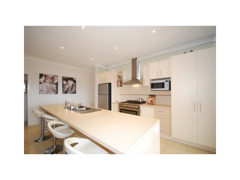 15 Grange Pl, Moggill QLD 4070