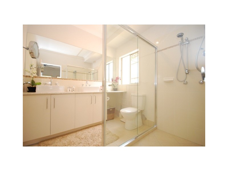 15 Grange Pl, Moggill QLD 4070