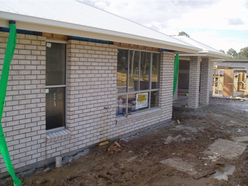 13 Krystelle Close, Oxley QLD 4075