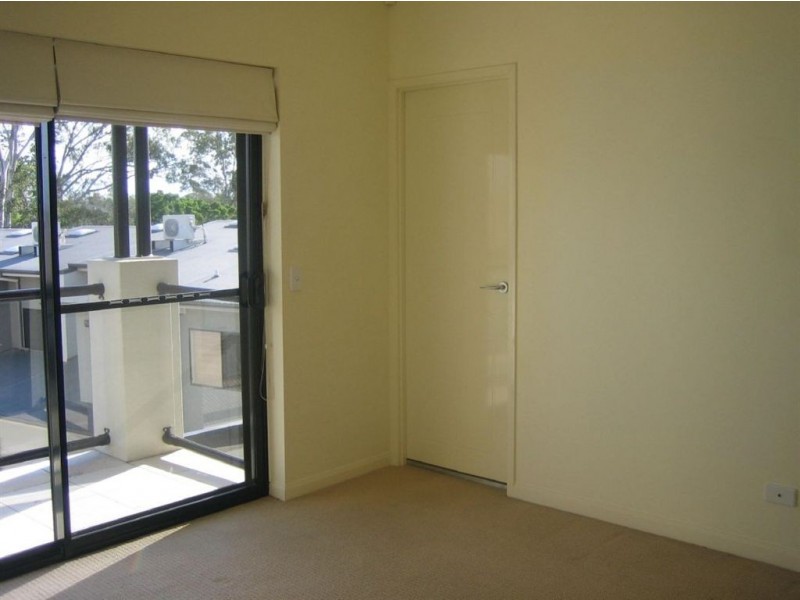 3/34 Foxton Street, Indooroopilly QLD 4068