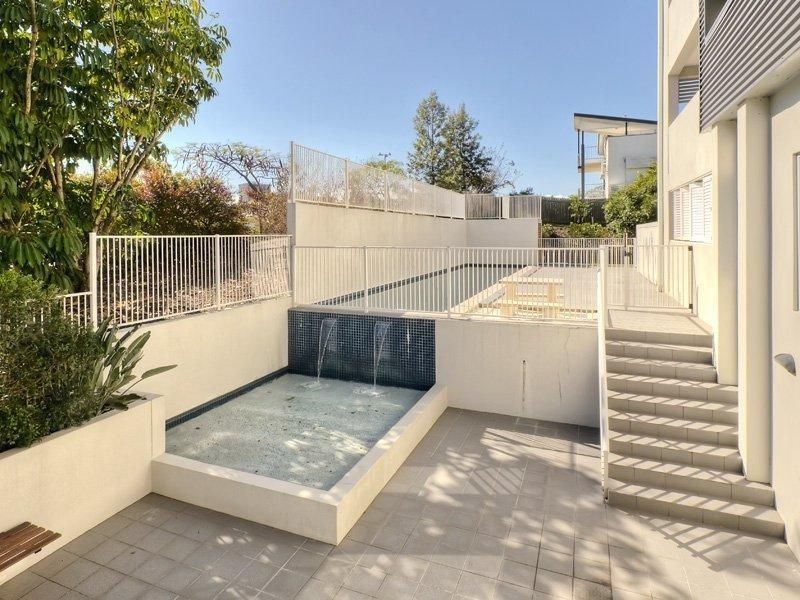 8/8 Underhill Avenue, Indooroopilly QLD 4068