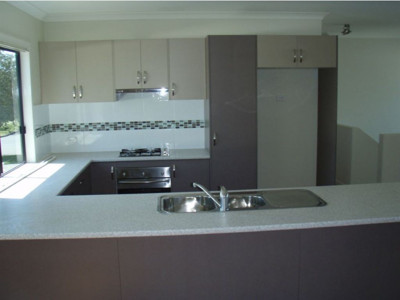 28 Hill Parade, Clontarf QLD 4019