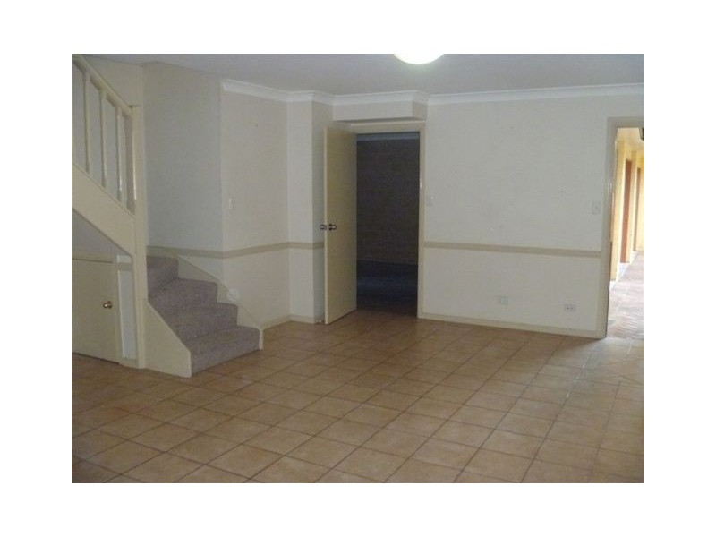 4/33 Hall Street, Chermside QLD 4032