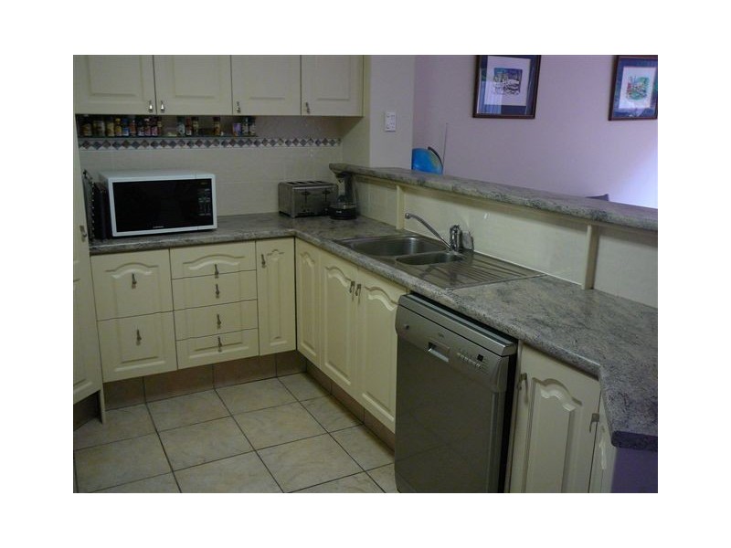 2/22 Aldridge Street, Auchenflower QLD 4066