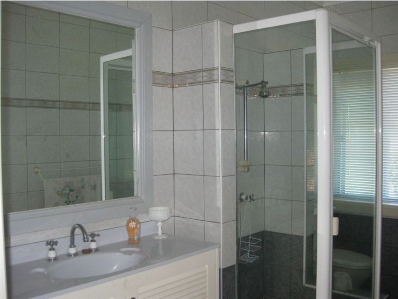 30 Mukurta Street, Chapel Hill QLD 4069