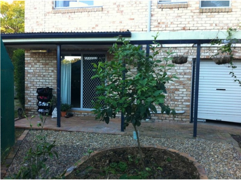 30 Mukurta Street, Chapel Hill QLD 4069