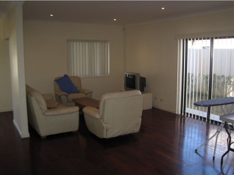 11/278 Indooroopilly Road, Indooroopilly QLD 4068